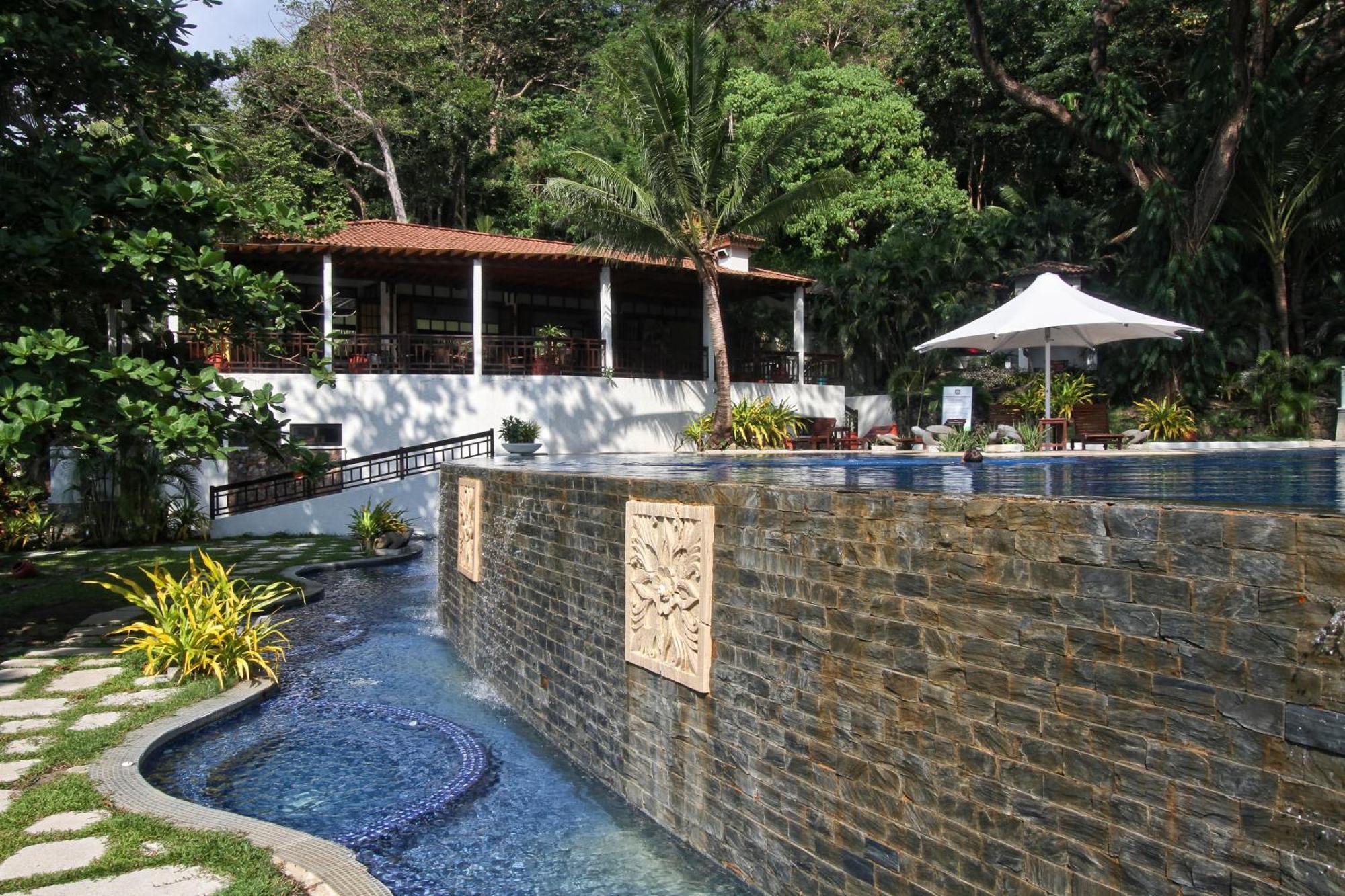 Club Punta Fuego Nasugbu Exterior foto