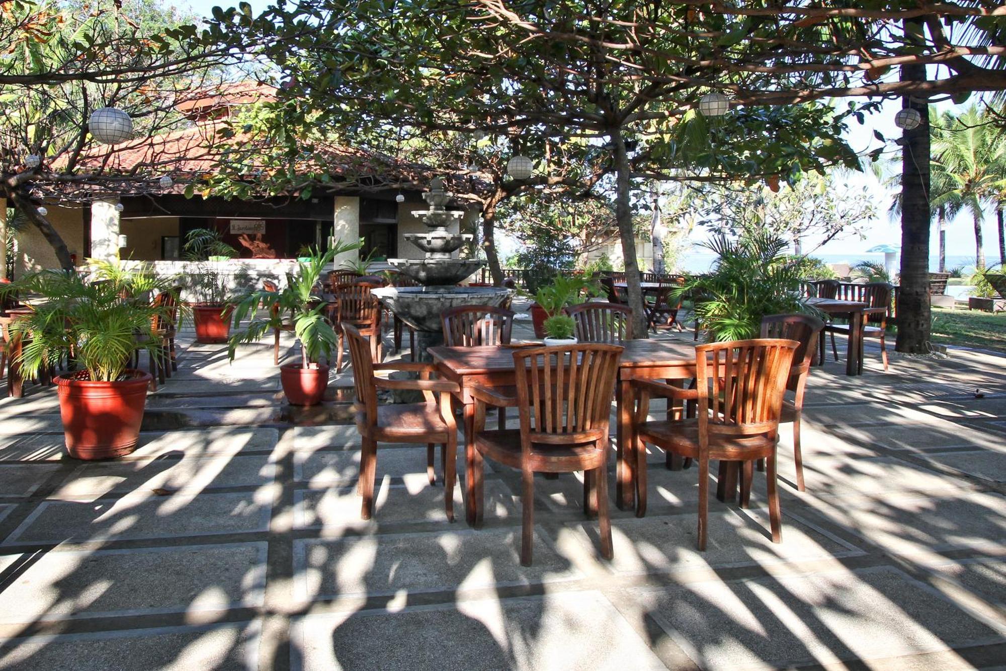 Club Punta Fuego Nasugbu Exterior foto