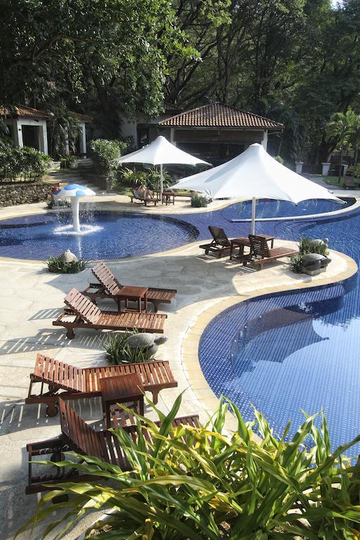 Club Punta Fuego Nasugbu Exterior foto